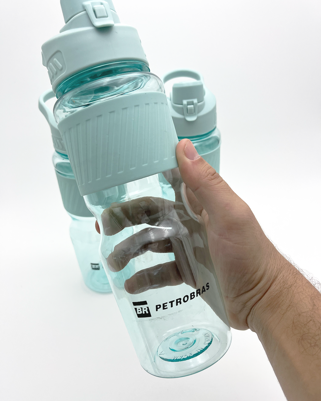 Feedback cliente: "m dolor sit amet, consectetur adipiscing elit. Ut elit tellus, luctus nec"